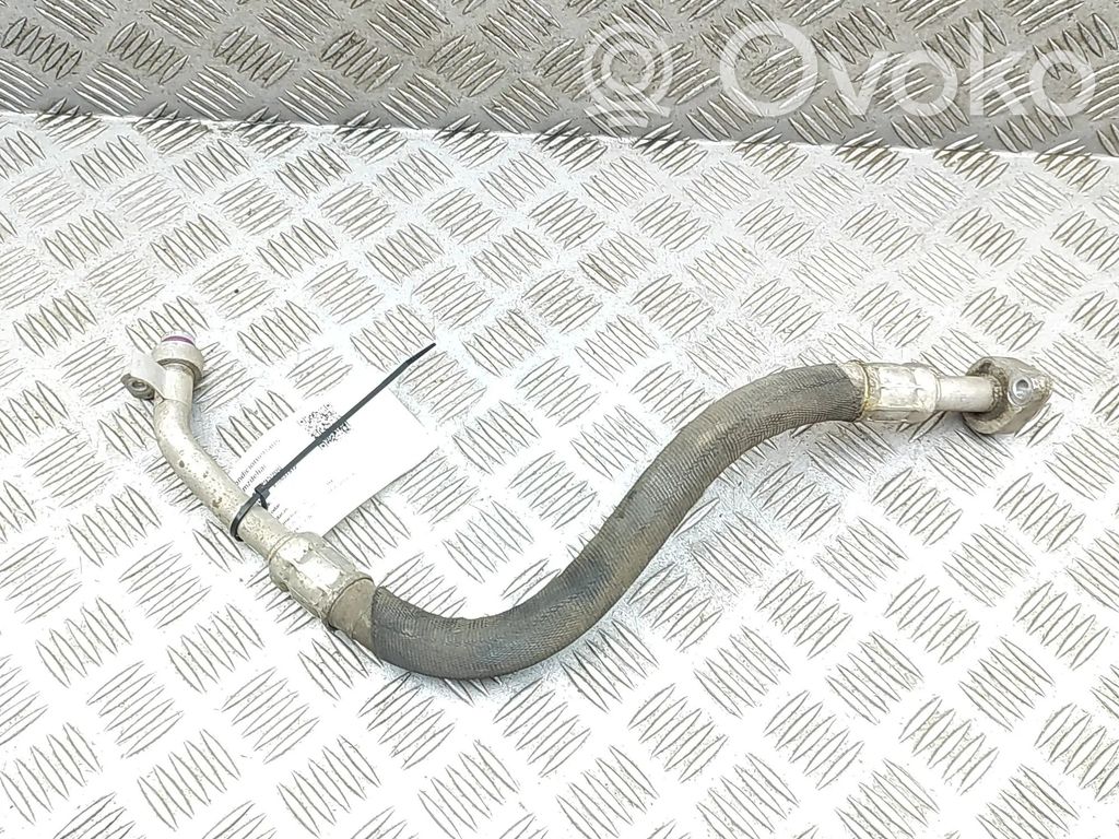 Audi Q7 4M Ilmastointilaitteen putki (A/C) 