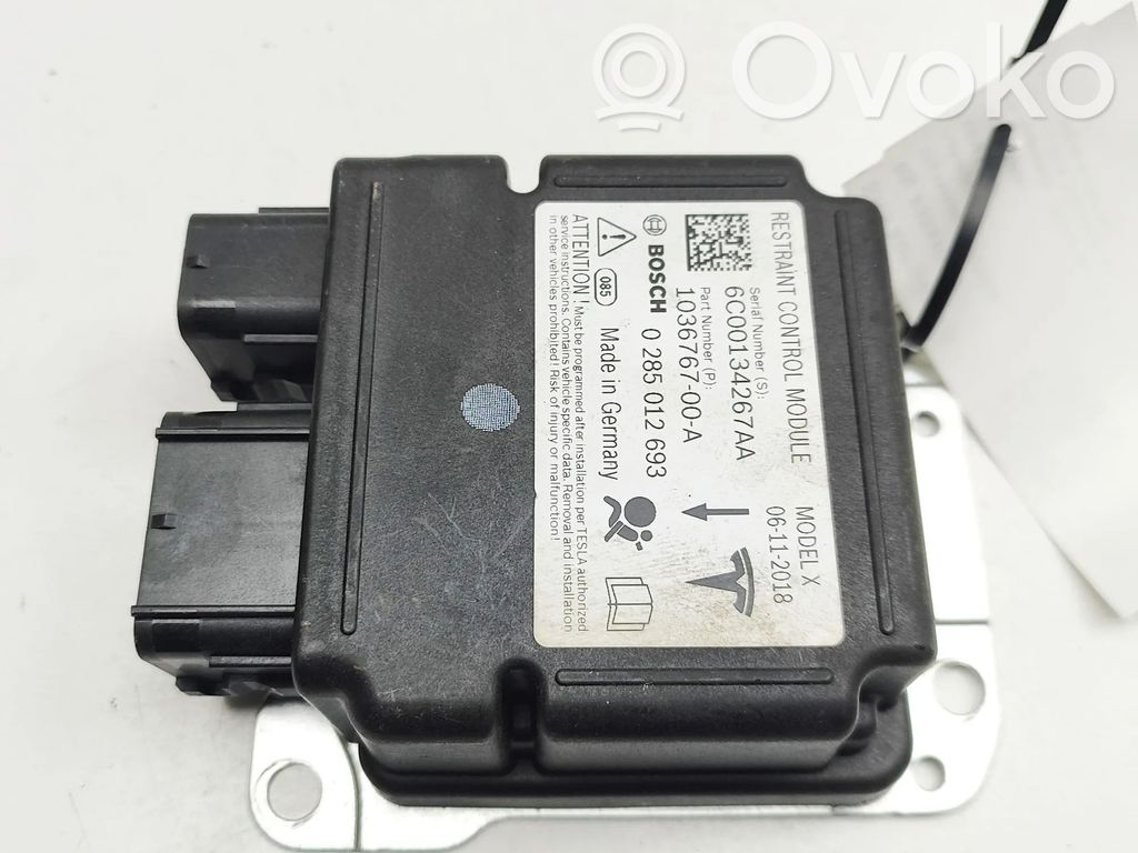 Tesla Model X Airbag control unit/module 