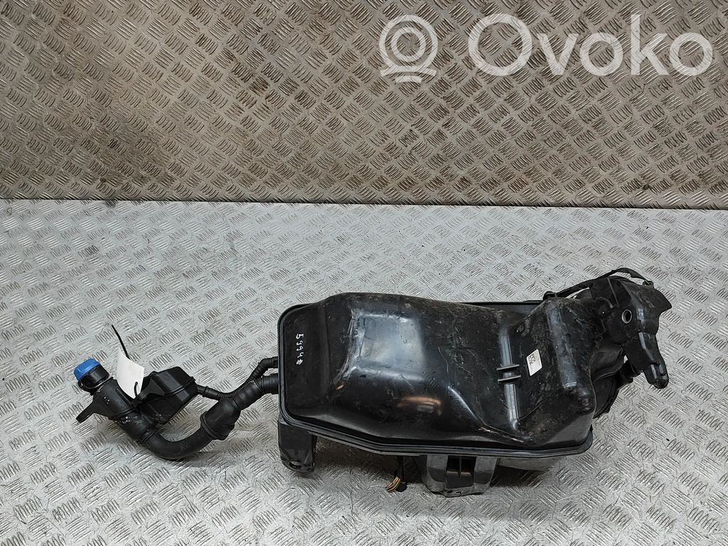 Volvo S90, V90 Rezervor lichid AdBlue 