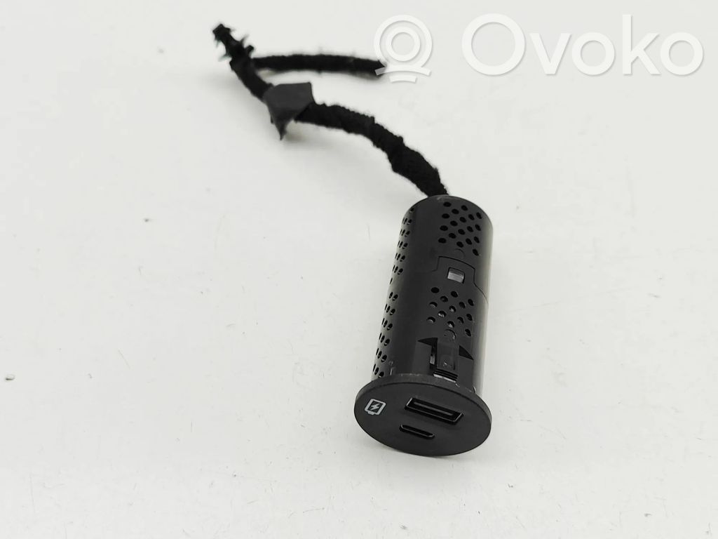 Ford Mustang Mach-E Enchufe conector USB 