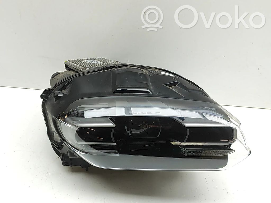 Porsche Taycan 9J1 Phare frontale 