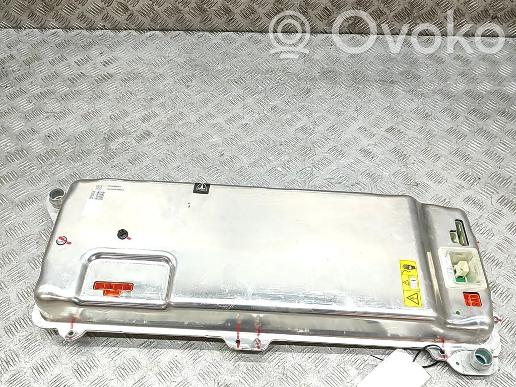 Tesla Model 3 Inversor/convertidor de voltaje 