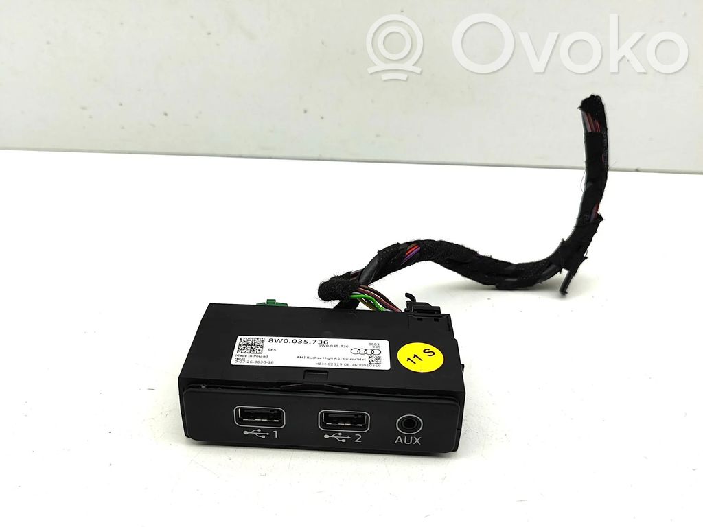 Audi A4 Allroad B9 Enchufe conector entrada auxiliar 