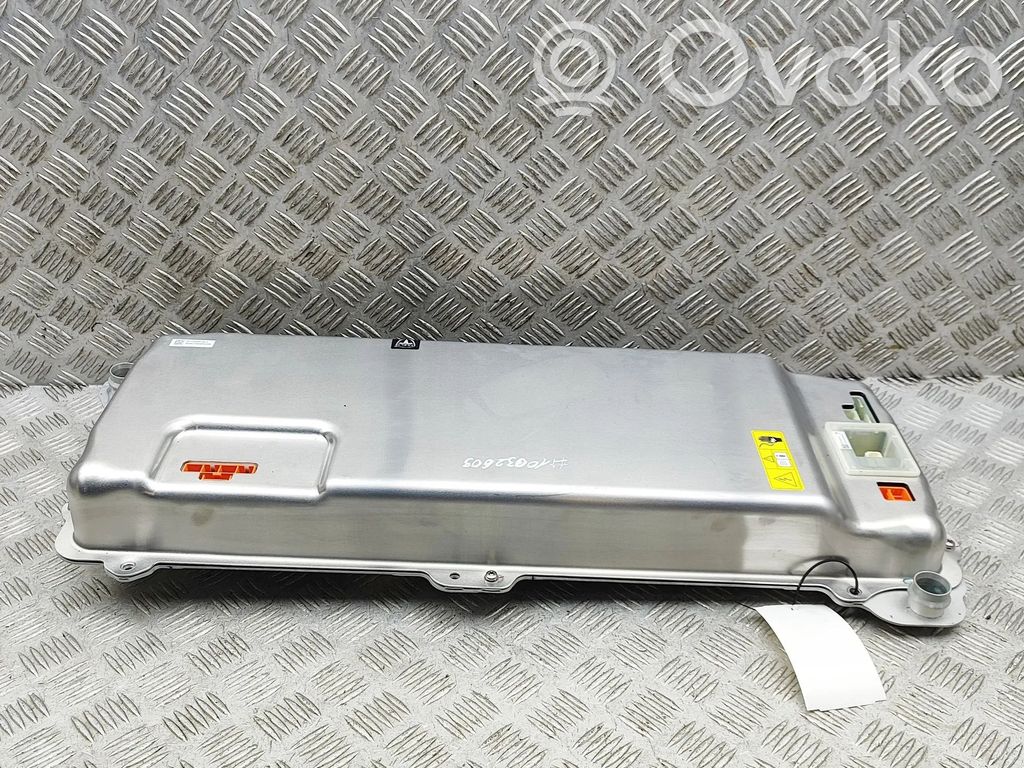 Tesla Model 3 Inversor/convertidor de voltaje 