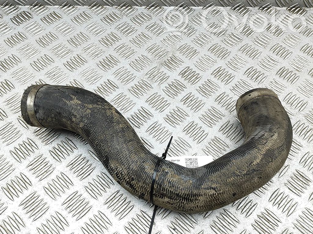 Ford Transit Custom Välijäähdyttimen letku 