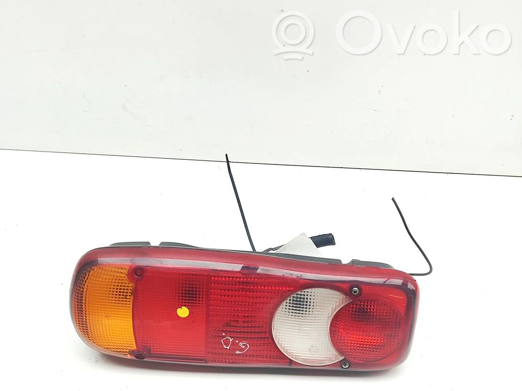 Renault Master III Luci posteriori 
