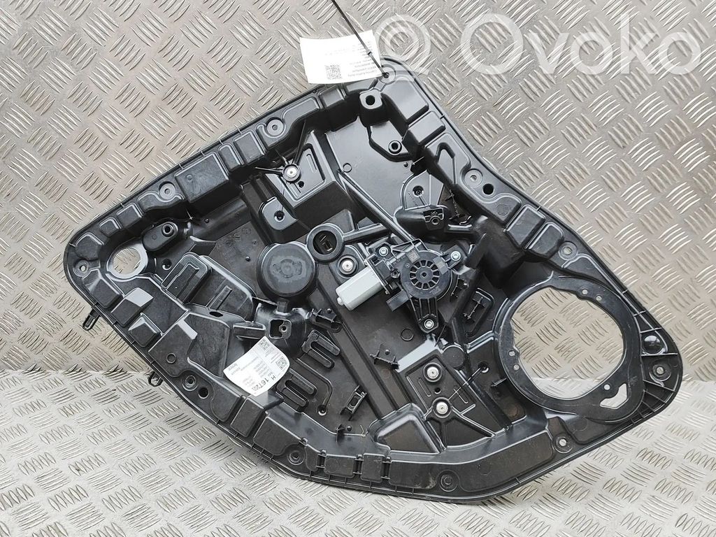 Elektryczny podnośnik szyby drzwi tylnych   A2470030799