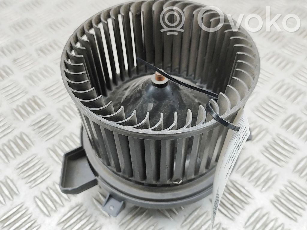 Tesla Model 3 Mazā radiatora ventilators 