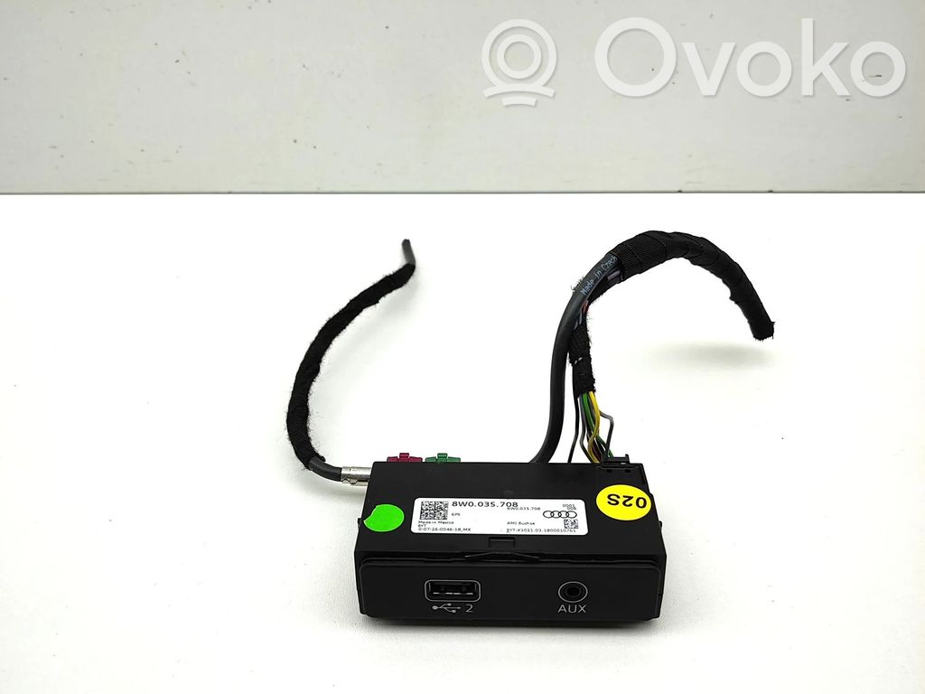 Audi Q5 SQ5 FY Enchufe conector entrada auxiliar 