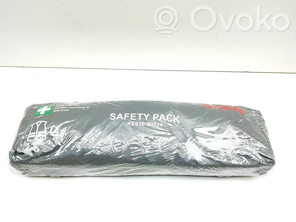 Nissan Qashqai J12 Apteczka pierwszej pomocy 