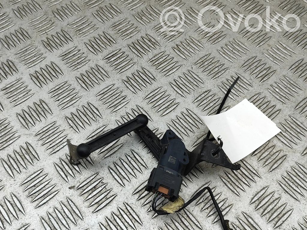 BMW 2 F44 Sensore di livello altezza posteriore sospensioni pneumatiche 