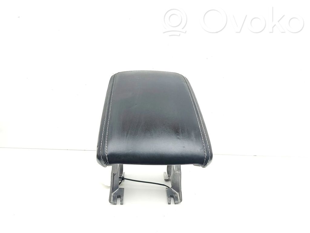 Audi A3 S3 8V Reposabrazos 