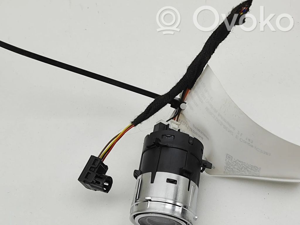 Mercedes-Benz E W238 Bouton poussoir de démarrage du moteur