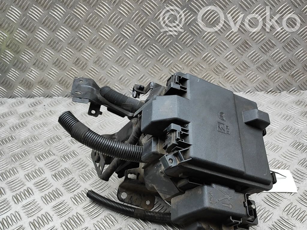 Ford Transit VII Sulakemoduuli 