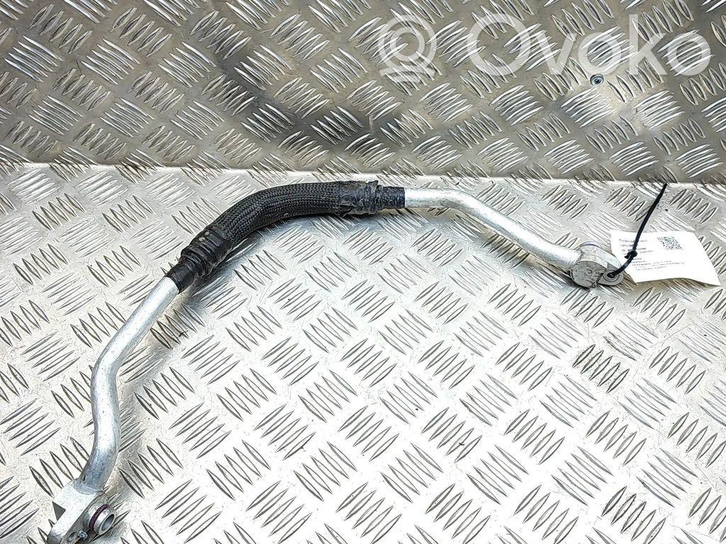 Ilmastointilaitteen putki (A/C)   9J1820741B