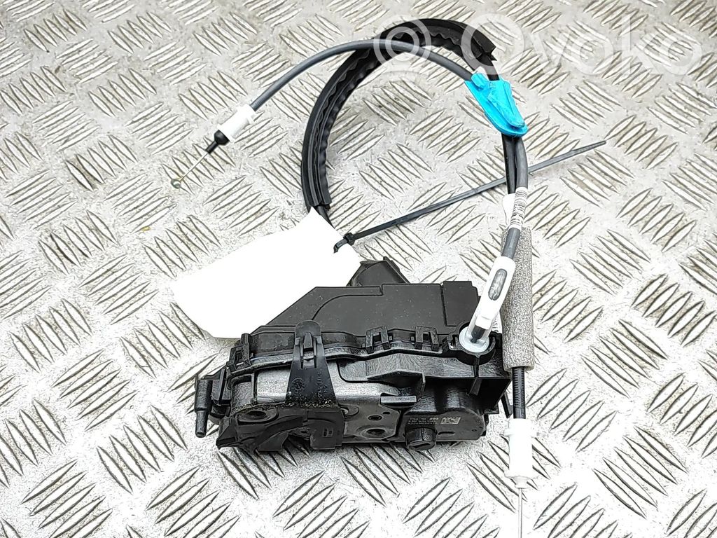 Toyota ProAce City Zamek drzwi przednich 