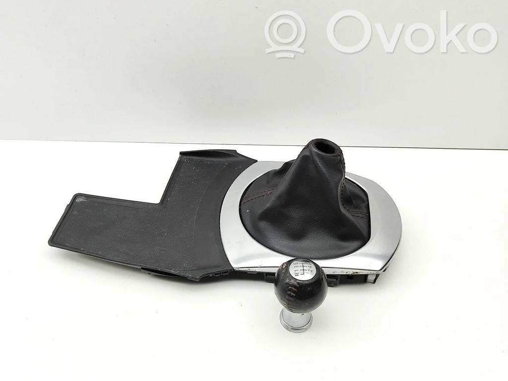 Mazda MX-5 ND Revêtement pommeau de levier de vitesses cuir
