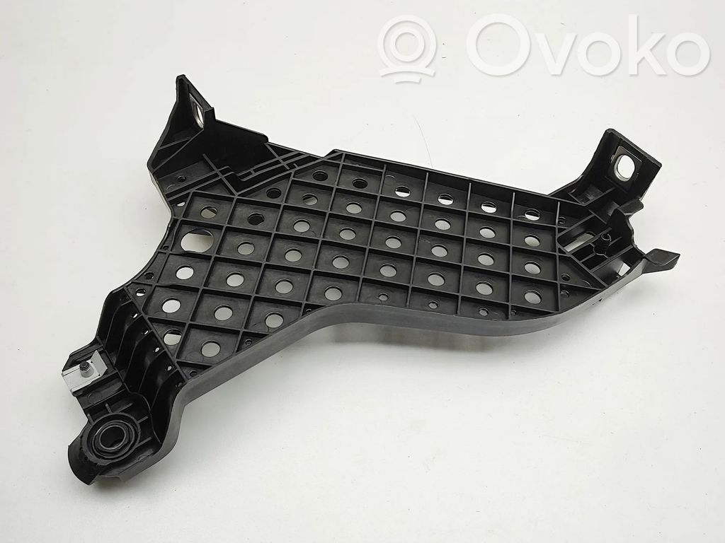 Audi Q3 8U Support phare frontale 