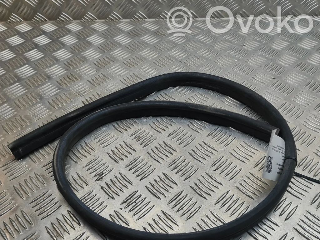 Cheder compartiment motor   3G0823723