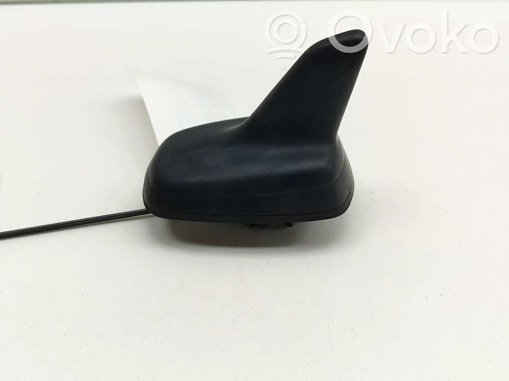 Volkswagen PASSAT B8 Antenna GPS