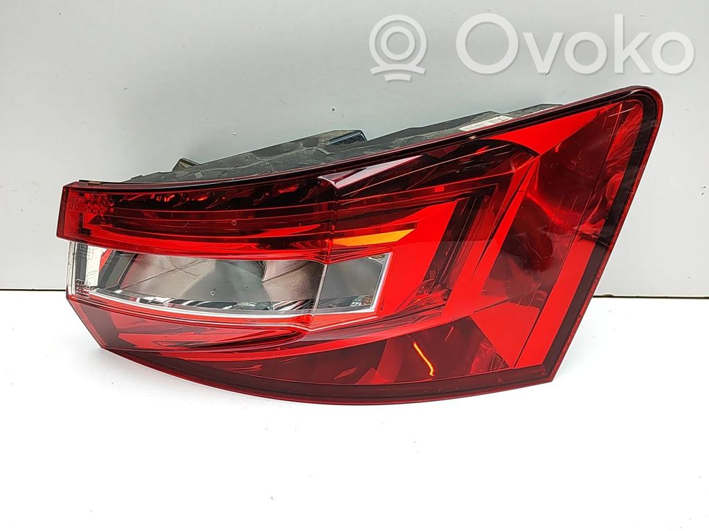 Skoda Superb B8 (3V) Luci posteriori