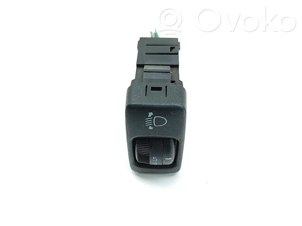 Toyota Land Cruiser (J100) Bouton commande réglage hauteur de phares 