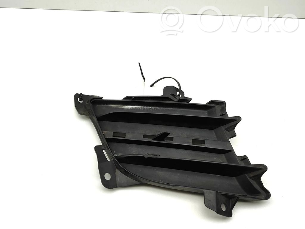 Rejilla delantera   GS7T50C12