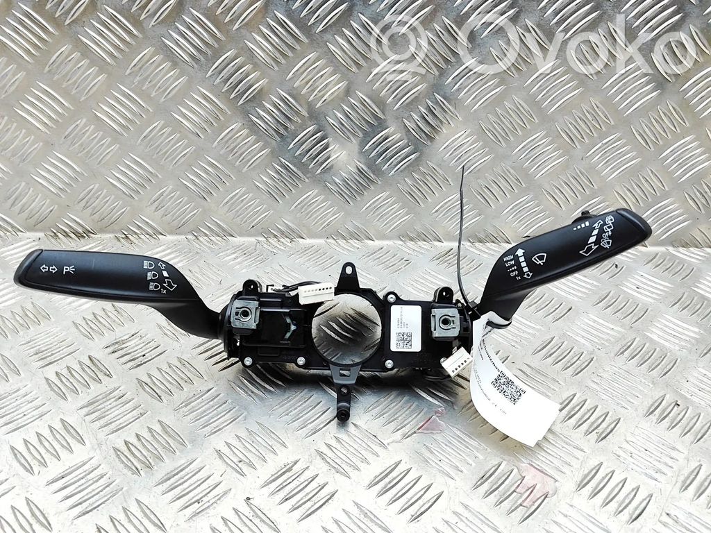 Audi Q3 8U Suuntavilkun vipu