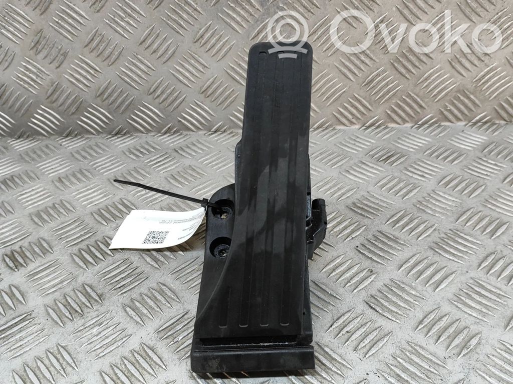 Mercedes-Benz C W206 Pedale dell’acceleratore