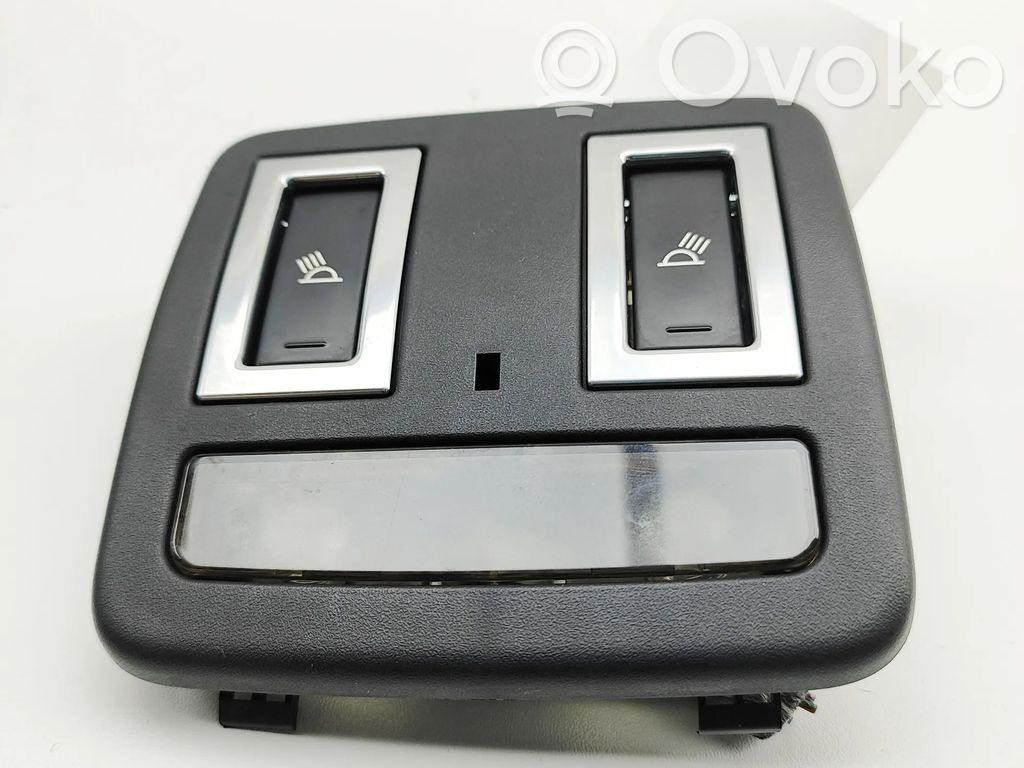 Jaguar XE Etuistuimen valo