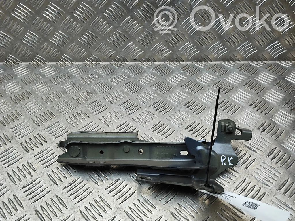 Volvo V40 Konepellin saranat