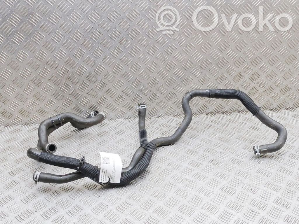 Ford Mustang Mach-E Tuyau de liquide de refroidissement moteur 