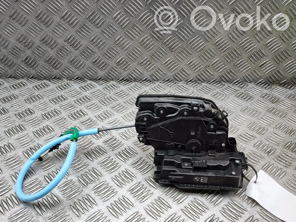 BMW iX3 G08 Takaoven lukko 