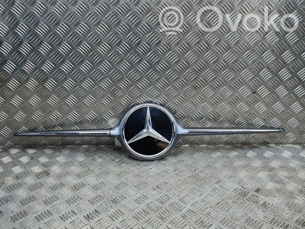 Mercedes-Benz CLA C118 X118 Logo, emblème, badge