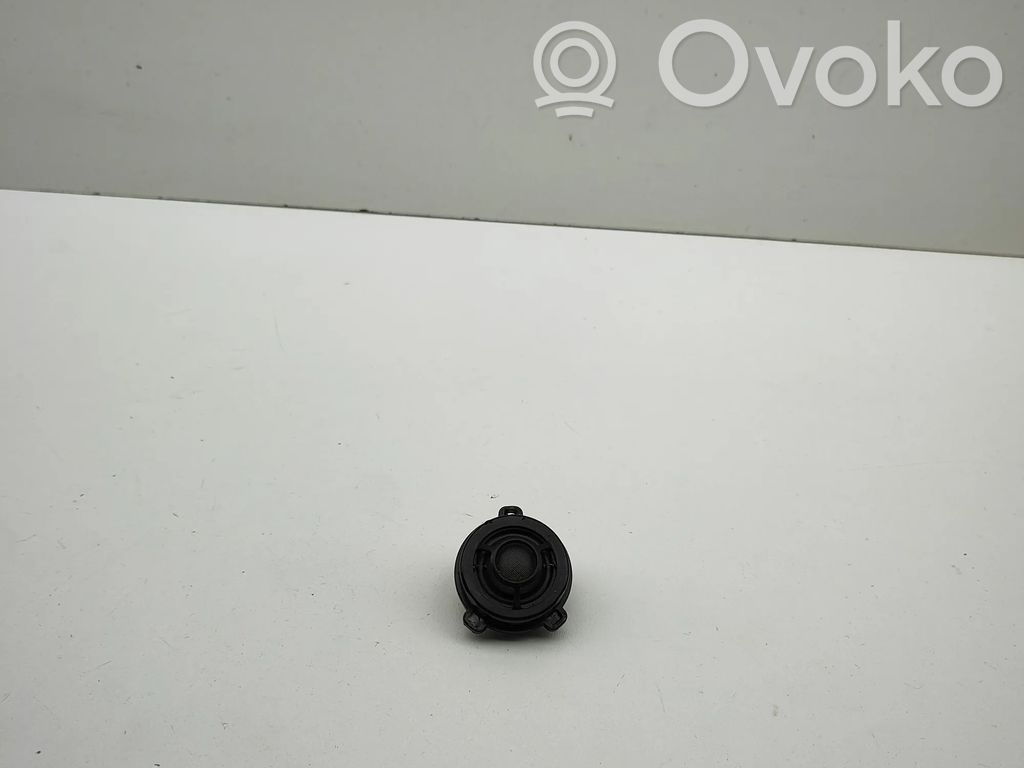 Volkswagen Golf VII Front door speaker 