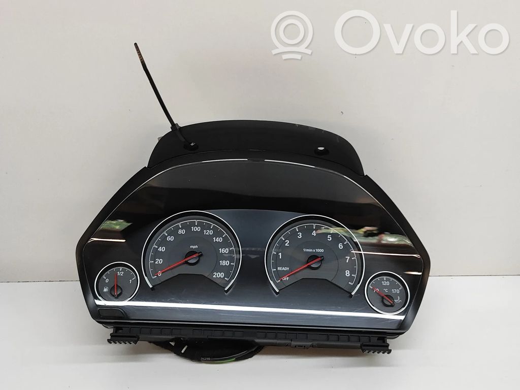 BMW M4 F82 F83 Spidometrs (instrumentu panelī)