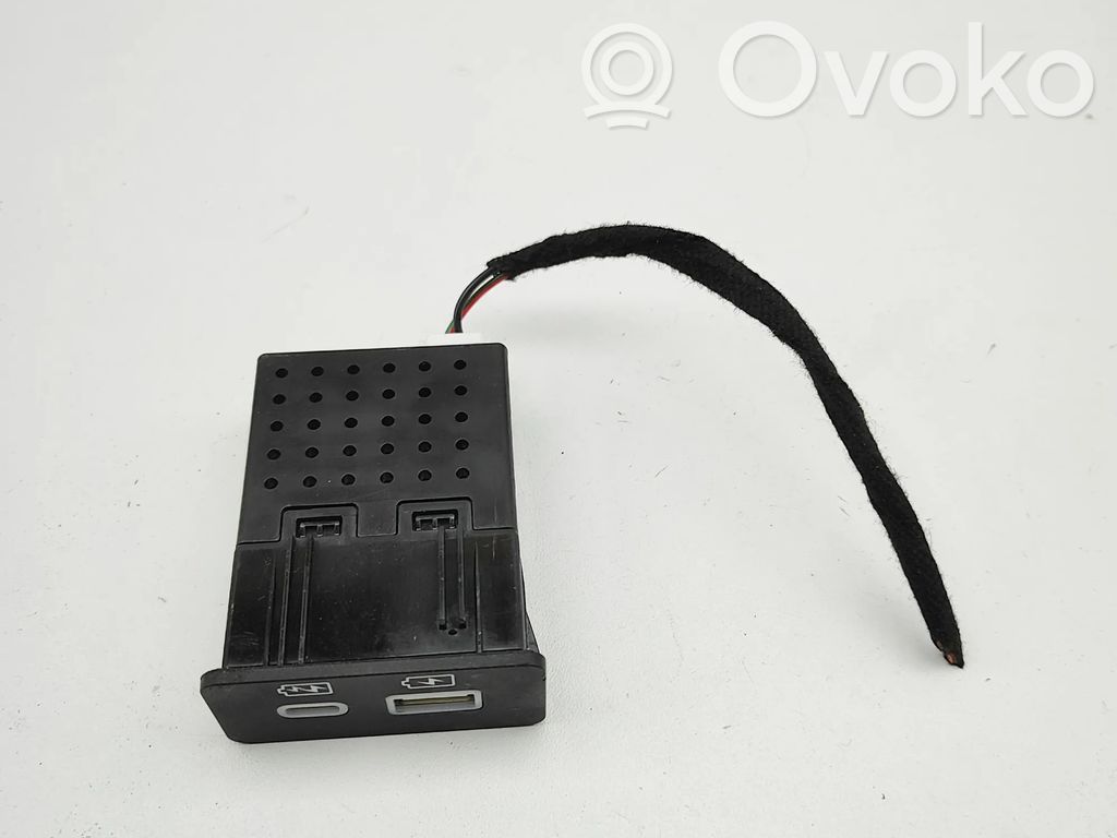 BYD Seal Gniazdo / Złącze USB