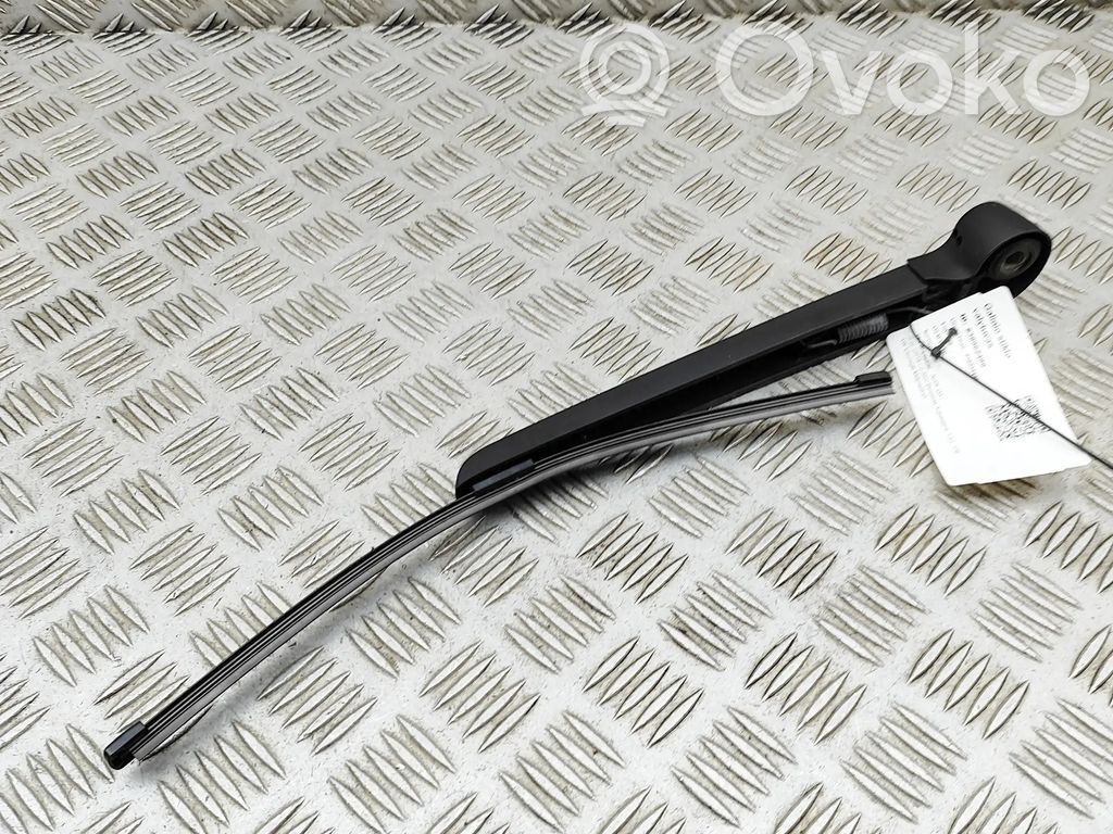 Audi Q3 F3 Wycieraczka szyby tylnej