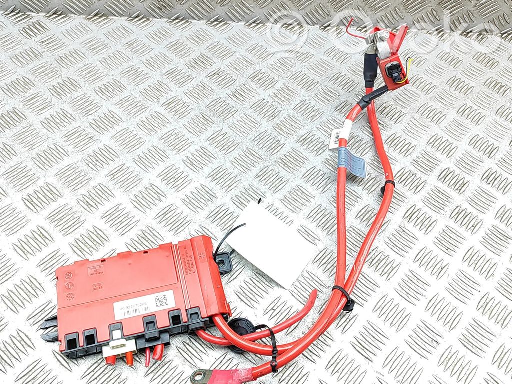 BMW 2 F22 F23 Virranohjauksen rele 