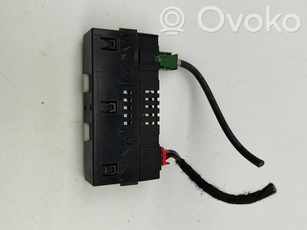 Skoda Octavia Mk4 Connecteur/prise USB