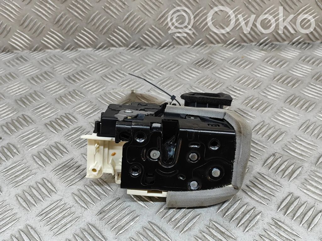 Volkswagen ID.4 Serrure de porte avant 