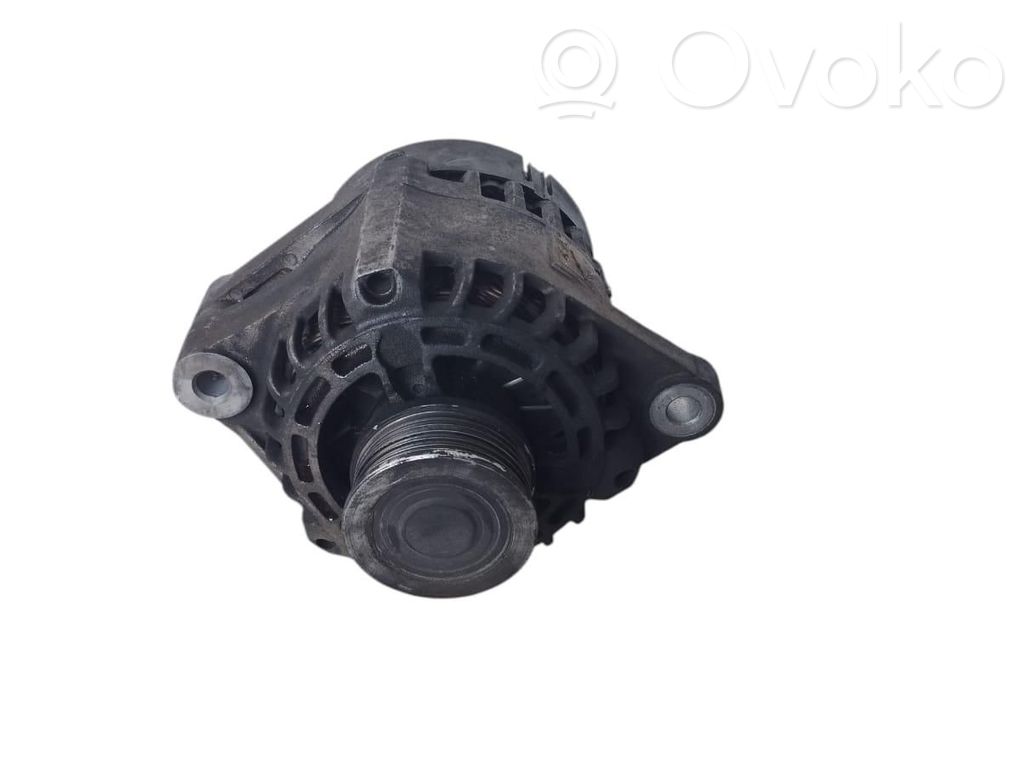 Opel Astra H Generator/alternator 