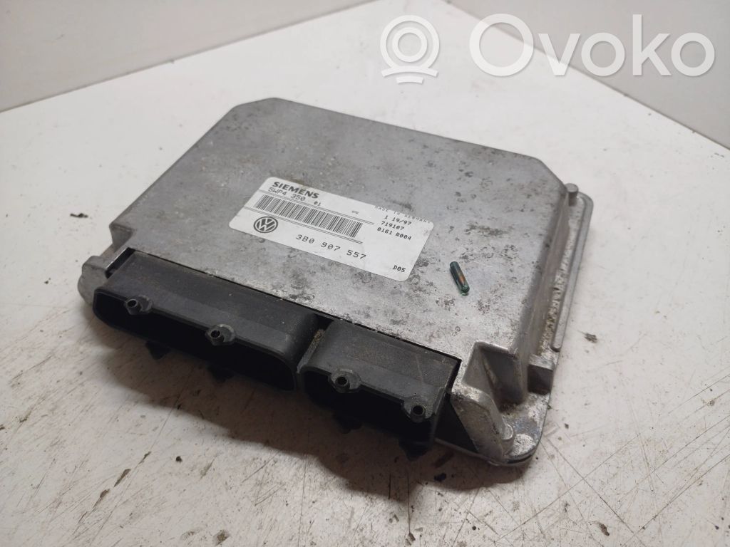 Volkswagen PASSAT B5 Engine control unit/module 
