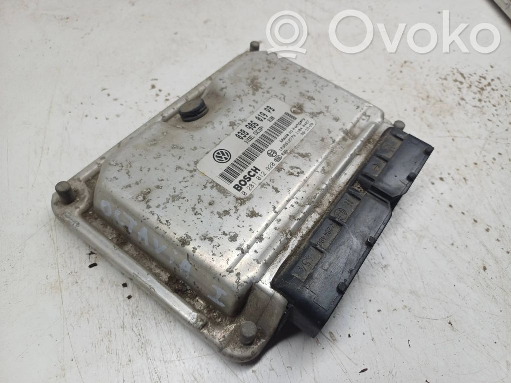 Skoda Octavia Mk1 (1U) Engine control unit/module 