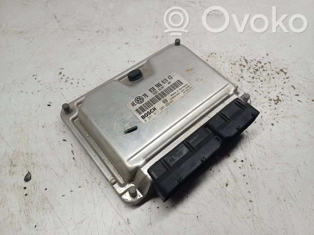 Volkswagen PASSAT B5.5 Engine control unit/module 
