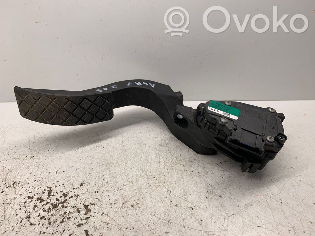 Audi A4 S4 B7 8E 8H Accelerator throttle pedal 