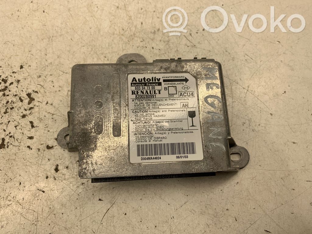 Renault Megane II Airbag control unit/module 