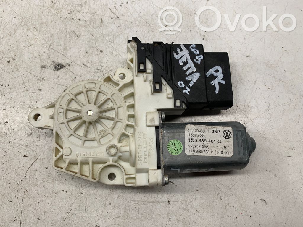 Volkswagen Jetta V Motor del regulador de la ventanilla de la puerta delantera 