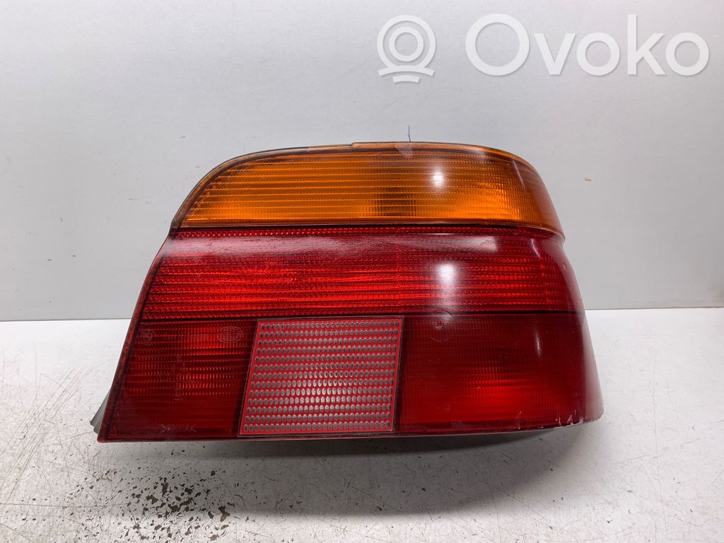 BMW 5 E39 Aizmugurējais lukturis virsbūvē 