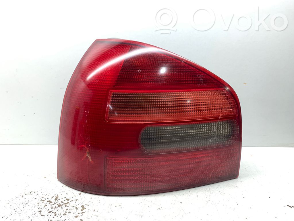 Audi A3 S3 8P Rückleuchte Heckleuchte 